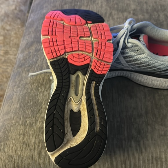 New balance 960 running shoes - Picture 3 of 6